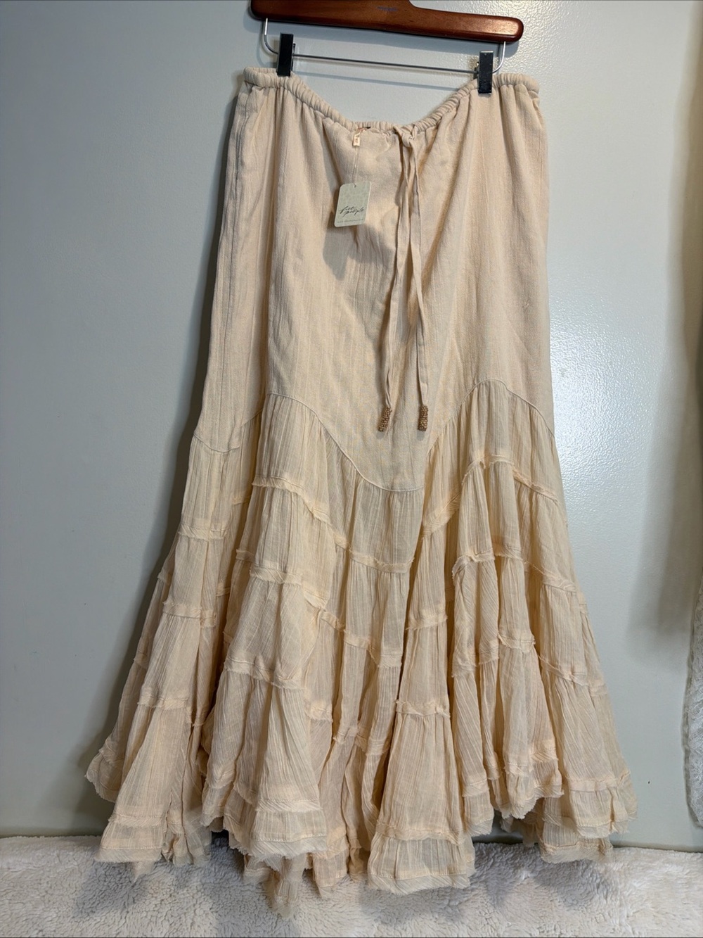 Free People Like A Mermaid Tiered Ruffles Maxi Skirt in Wet Plaster XL - Picture 3 of 6